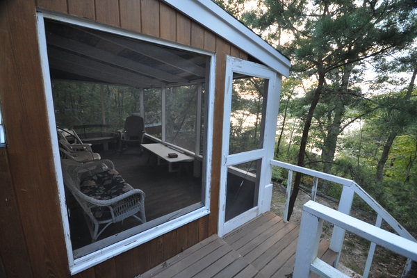 Screened in porch